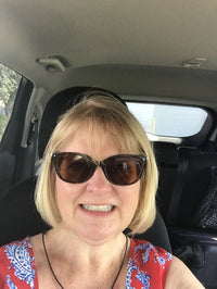 Stephanie, 59